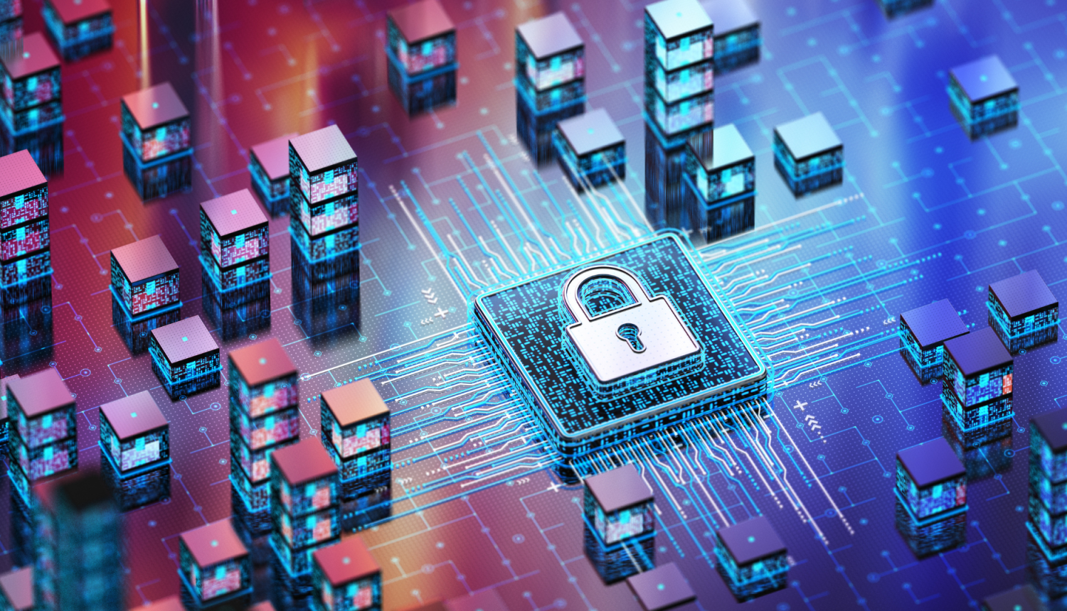 Ilustratīvs attēls ar mātesplati un slēdzeni, kas apzīmē kiberdrošību